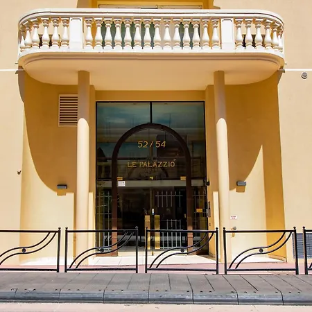 Sunny Palazzio T3 Old Port, Beaches, Congress