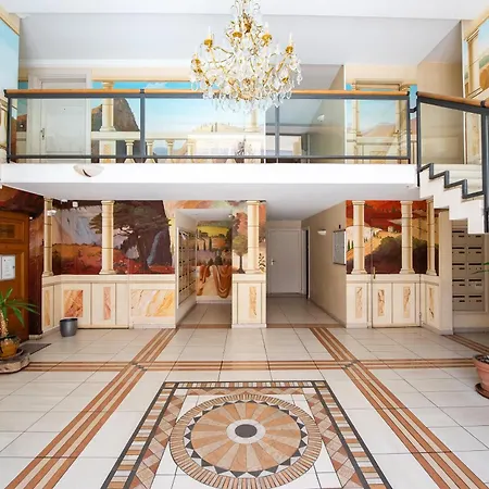 Апартаменты Sunny Palazzio T3 Old Port, Beaches, Congress Канны